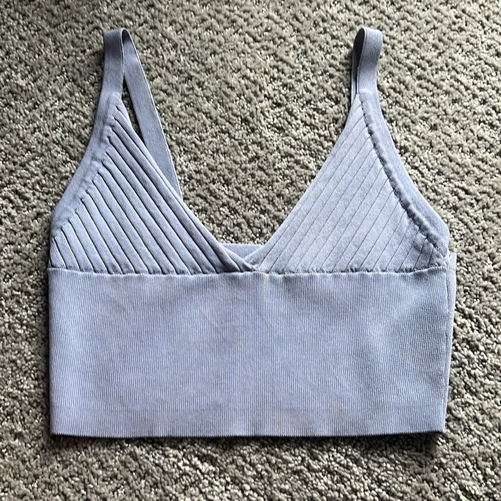 Zara V-Neck Knit Top Lavender/Purple Medium